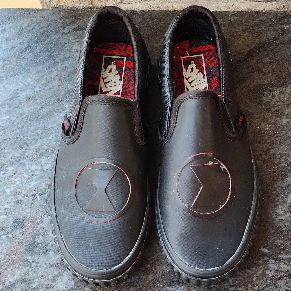 VANS Marvel Black Widow Classic Slip On Sneakers Size 6.5 Women